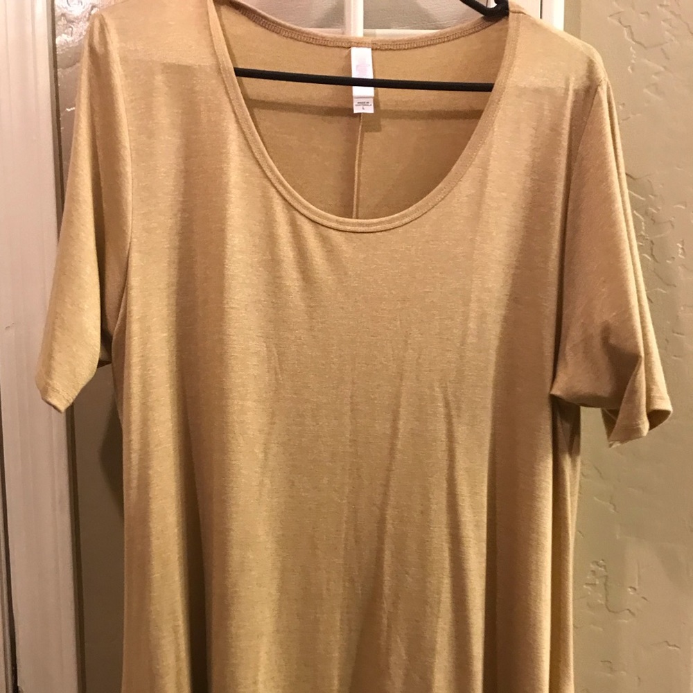 LuLaRoe Perfect Tee